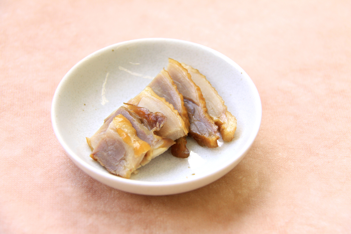 やまがた地鶏燻製スモークチキン(もも)|おぐに地鶏フーズ
